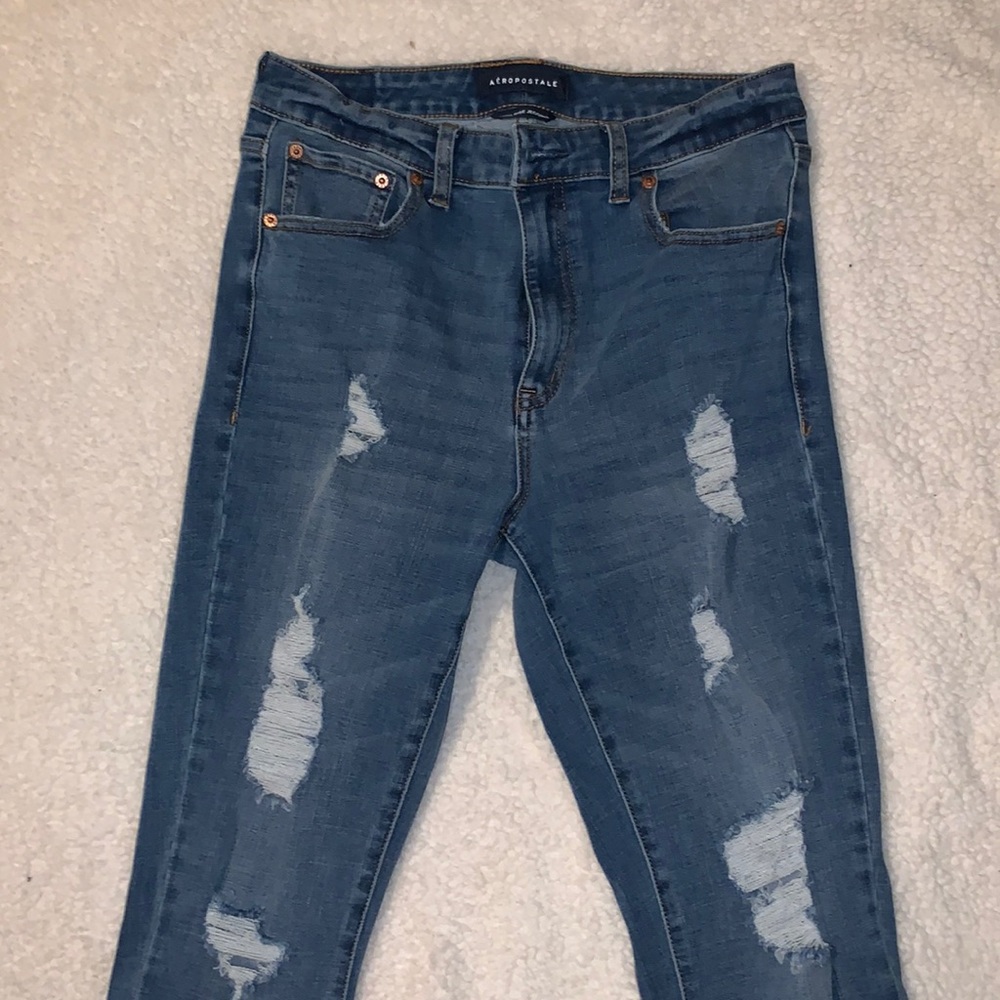I’m selling super high rise curvy jegging Aéropostale jeans